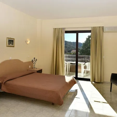 Hotel Santa Helena