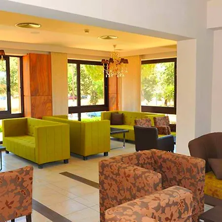 Hotel Santa Helena